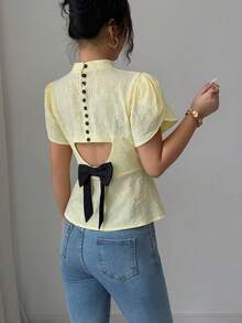 Elenzga Nouvelle blouse d'été pour femmes avec col montant, manches à volants en forme de pétale et ourlet à volants - Jaune clair - Voir 3