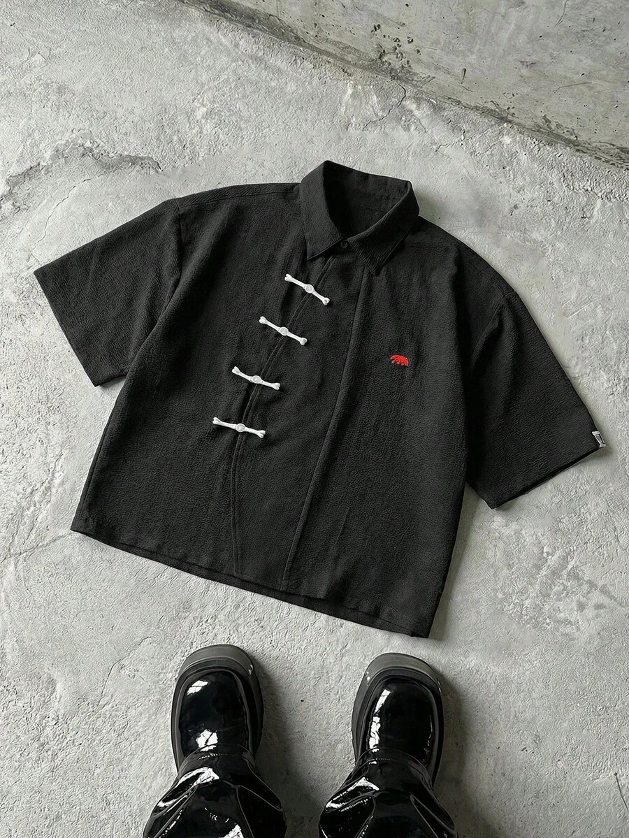 Polyester Blend Crinkle Red Bear Short Sleeve Asymmetric Shirt - Black - View 1