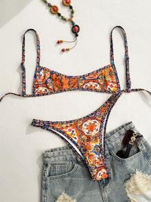 SHEIN Swim Mod 2件套女士性感随机印花泳衣，适合海滩度假，无胸垫可调节肩带露背比基尼套装 - 彩色 - 查看 3