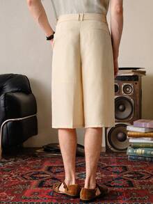 VeloEdit Khaki Color Men's Solid Folding Pleated Shorts, Woven, Camel, Suitable For Commuting In Summer Old Money & Pocket & Zipper, Basic & Boyfriend - Camel - View 3