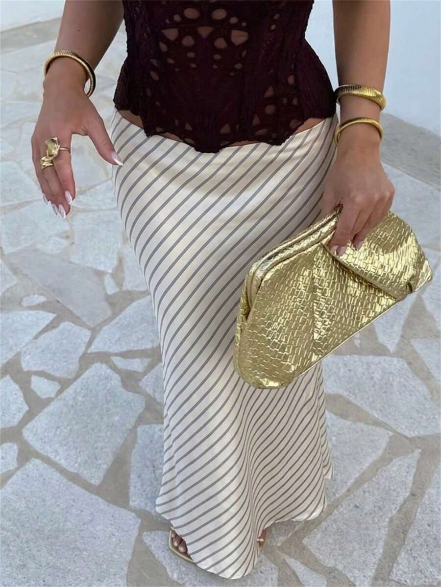 Aloruh Women's Elegant Low Waist Striped Print Fishtail Skirt - Multicolor - View 1