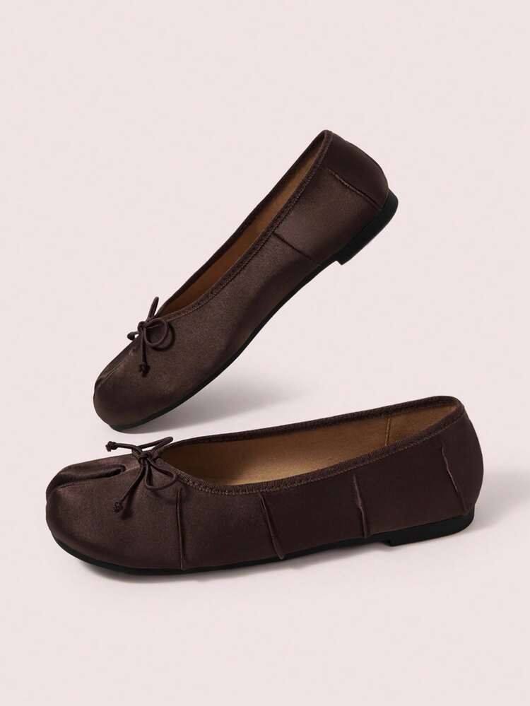 CUCCOO DOLLMOD Women's DarkBrown Satin Pleated Round Toe Split Toe Flats Classic Vintage Japanese Casual Cute Vacation Commute Shoes