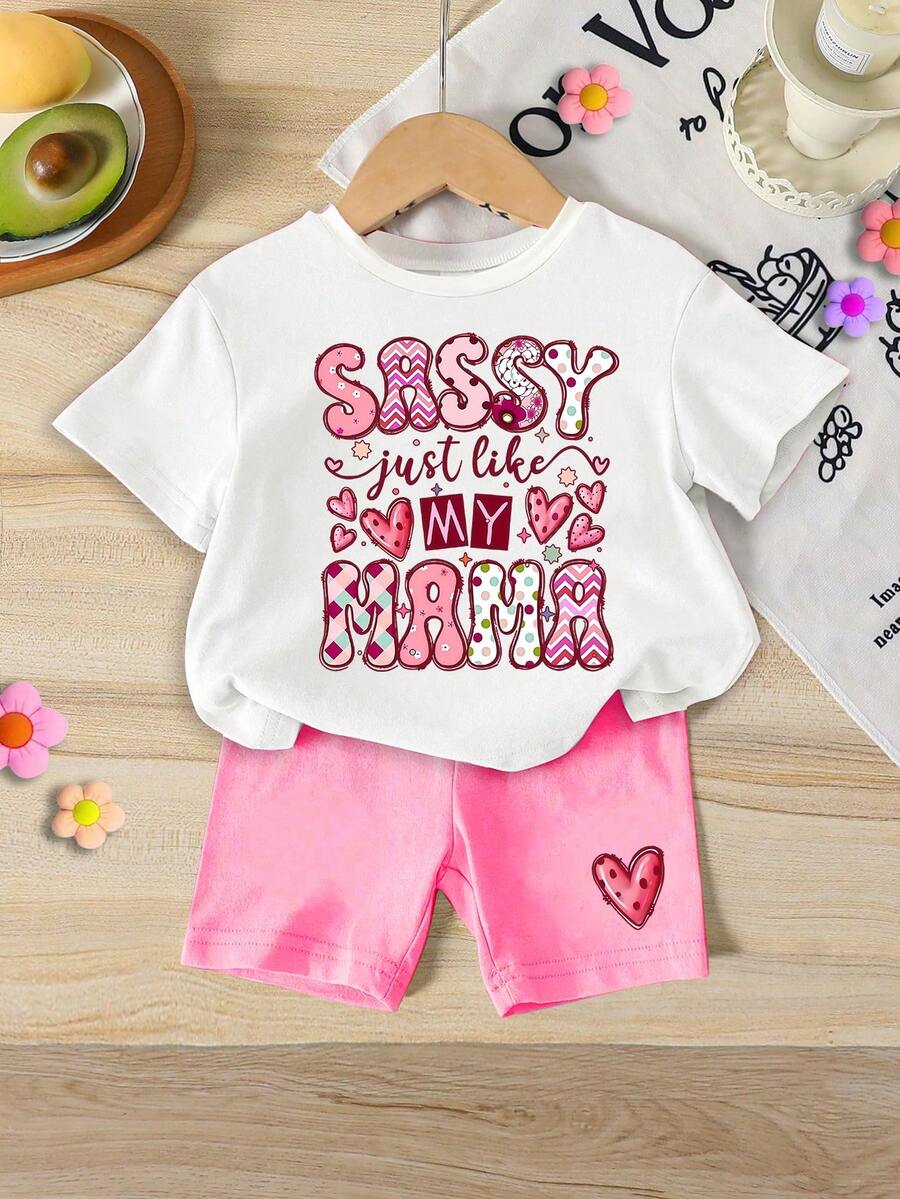SHEIN GraphicGems 1 set T-shirt à manches courtes et short imprimé anglais mignon et décontracté pour jeunes filles, convient pour les sorties d'été - Multicolore - Voir 1