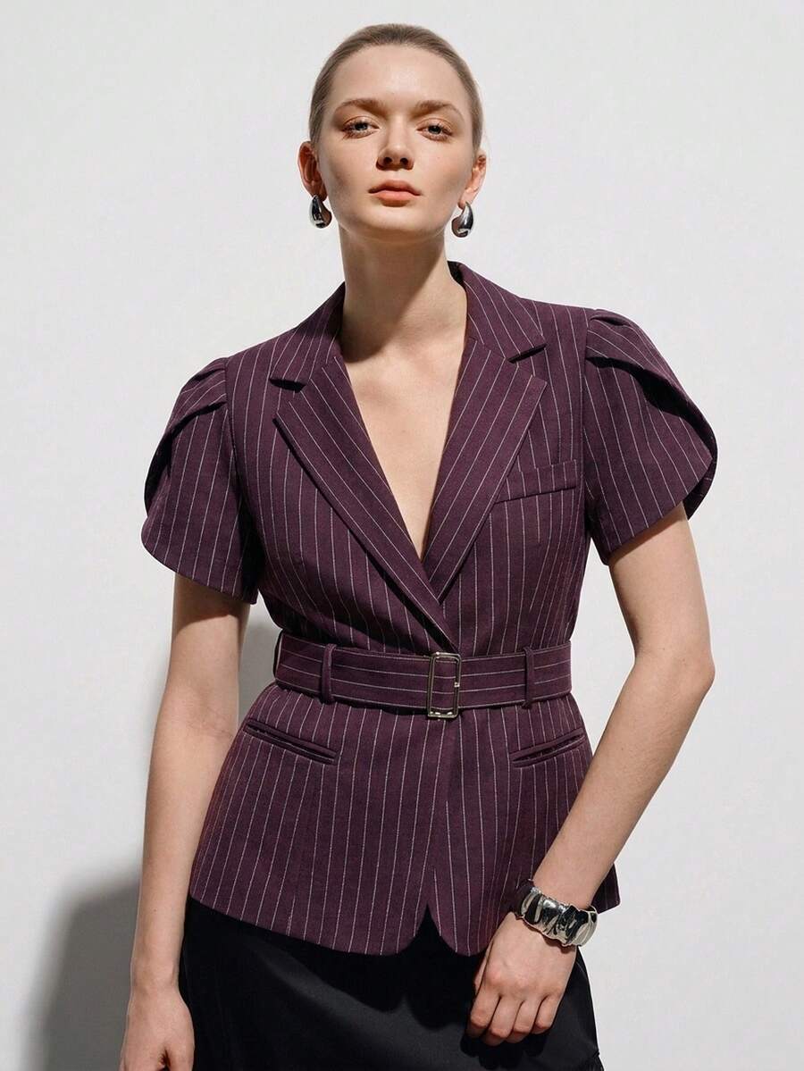 Aveloria Modichic 女款短袖西裝外套 酒紅色細條紋修身版型 泡泡袖 深V缺口領 配同色腰帶 夏季優雅通勤上班套裝 - 紅色 - 查看 1