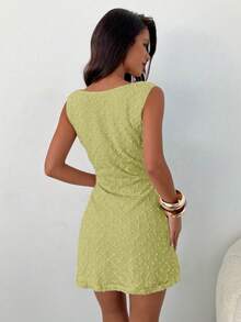 Aloruh Women's Elegant Square Neck Fitted Waist Textured Fabric Solid Color Mini Dress,Dresses For Women Summer - Green - View 2
