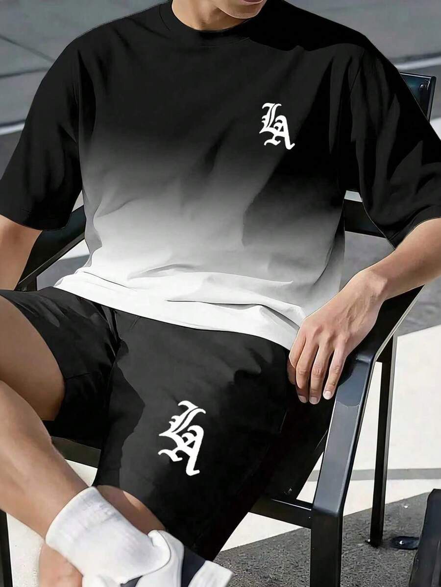 Manfinity Homme 2件組男士黑白漸層字母印花T恤與短褲套裝,夏季街頭風城市度假穿搭,復古大廓形寬鬆運動套裝 - 彩色 - 查看 1