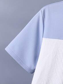 SHEIN 2件套青少年男童夏季撞色字母拼接圆领短袖T恤和户外休闲时尚3D字母运动短裤 - 藍白色 - 查看 5