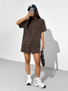 SHEIN EZwear 女士复古风T恤短裤两件套 - 棕色 - 查看 4