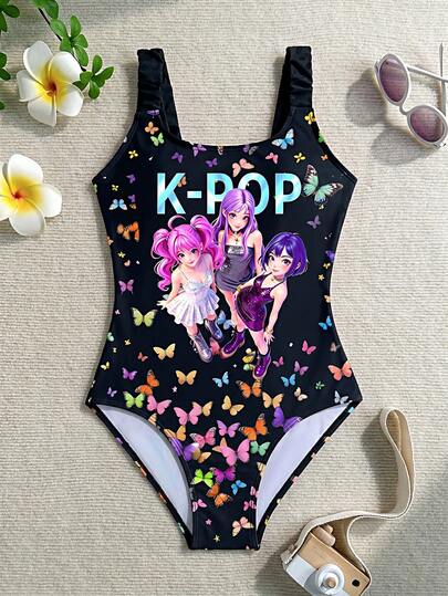 Áo tắm liền thân cỡ lớn dành cho bé gái, in hình bướm nhiều màu sắc, chữ K-POP và nhóm nhạc nữ, dây đeo bản rộng co giãn, thích hợp cho bãi biển, hồ bơi và các hoạt động thể thao dưới nước vào mùa hè.