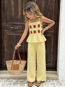 SHEIN Girls Cute Summer Butter Yellow Crochet Strawberry Lace Trim Spaghetti Strap Tank Top And Elastic Waist Textured Wide Leg Pants Set,Vacation,Holiday - Yellow - View 4