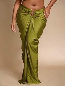 SHEIN BAE Falda de mujer talla grande verde oliva con decoración metálica, elegante para vacaciones de verano, fiesta en la playa, graduación, cumpleaños Y2K de curvas, tela de punto - Verde - Ver 8