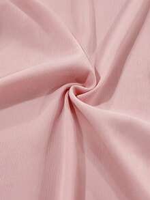 Franclia Áo kiểu nữ cỡ lớn màu hồng thanh lịch mới cho mùa hè, chất liệu chiffon, cổ trắng, dáng rộng, tay ngắn. Thích hợp cho mùa hè, lễ hội và các dịp nghỉ lễ. Đặc điểm nổi bật: cúc kim loại trang trí, kiểu dáng đa năng, cổ áo tương phản, dáng rộng, tay ngắn và vải xếp ly. Trang phục mùa tốt nghiệp, trang phục công sở thời trang, trang phục thường ngày năng động, trang phục chuyên nghiệp thành thị. - Bụi hồng - Xem 7