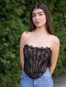 Andrea Bello 黑色提花纹理心形领口荷叶边吊带背心，适合派对和约会，黑色，短款 - 黑色 - 查看 5