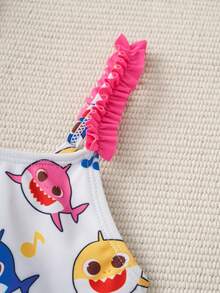 BABY SHARK X SHEIN 女童卡通印花荷叶边吊带背心式泳衣上装和三角泳裤套装 - 淺粉色 - 查看 3