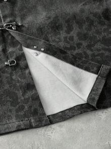 NEON BLANC Áo sơ mi denim nam tay ngắn kiểu dáng thường ngày, khóa cài hình máy bay, họa tiết da báo. - màu đen - Xem 5