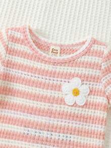 Cozy Pixies Baby Girl Floral Print Round Neck Short Sleeve Top And Elastic Waist Shorts 2 Piece Set - Multicolor - View 6