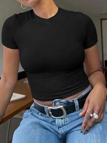 INAWLY Solva Women's Solid Color Round Neck Short Sleeve Fitted Casual T-Shirt - Black - View 4