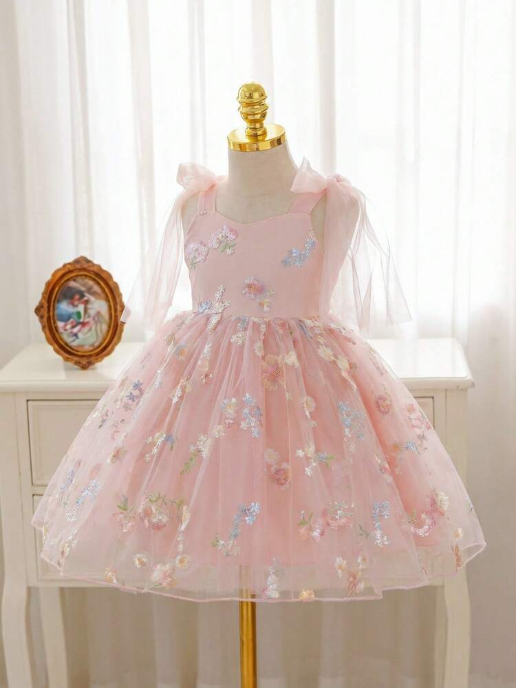 SHEIN Glamorique Kids Đầm dự tiệc sinh nhật/lễ cưới cho bé gái, đầm hai dây voan thắt nơ, vai thắt nơ, chân váy voan phồng thêu, thích hợp cho biểu diễn sân khấu, dẫn chương trình, dự tiệc hoặc các dịp đặc biệt, chụp ảnh nghệ thuật, phù hợp cho mọi mùa. - Hồng - Xem 2