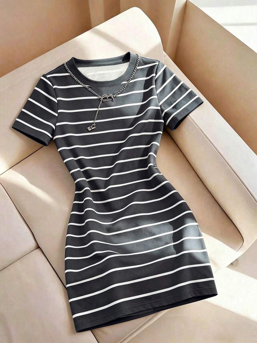 Airaco Vestido casual mini de mujer de cuello redondo y manga corta a rayas - Negro - Ver 1