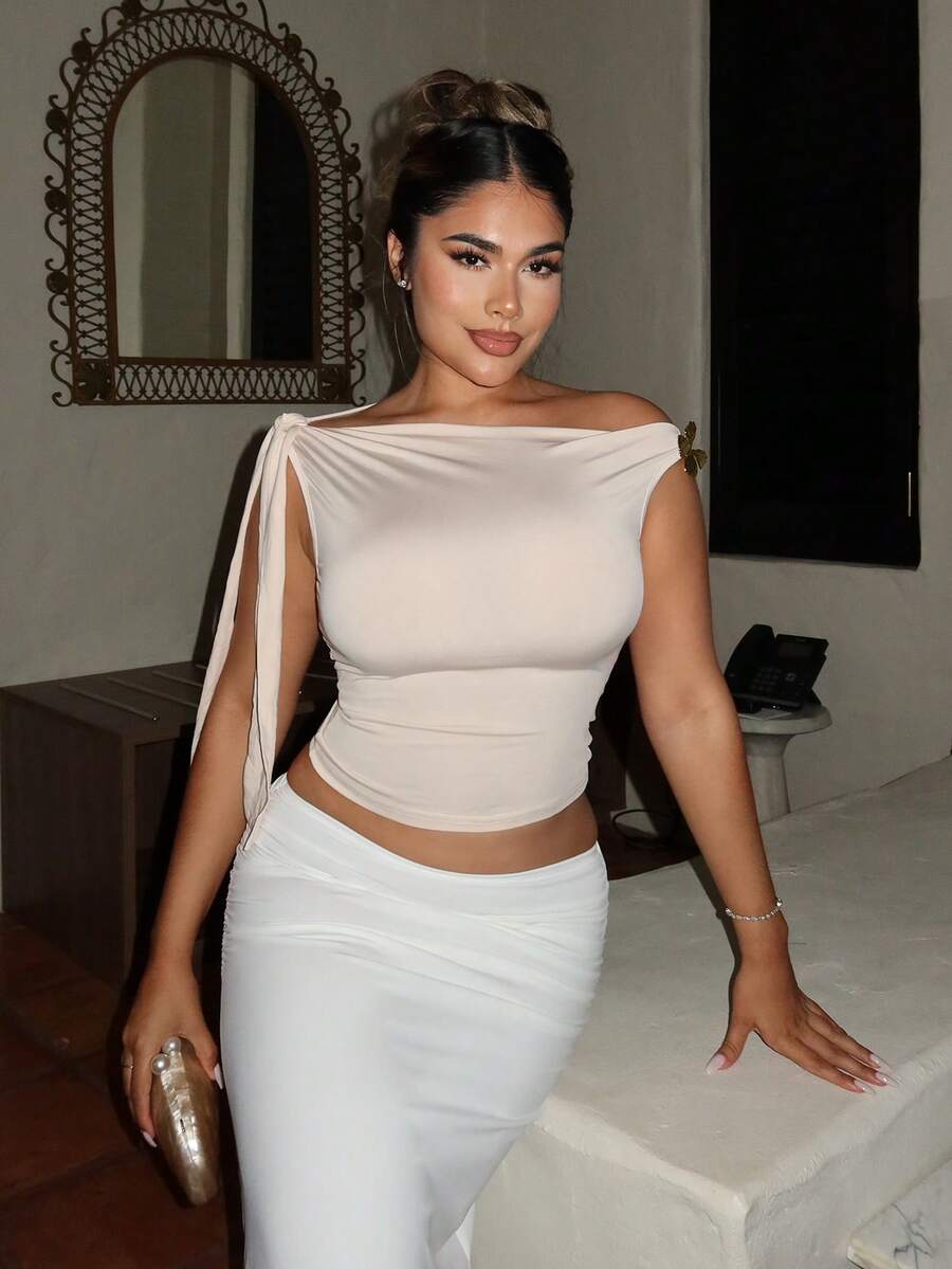 女士斜肩蝴蝶结衬衫 - 杏色 - 查看 1