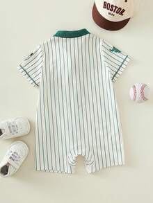 SHEIN Romper Bayi Baru Lahir Unisex Lucu Gaya Olahraga Musim Panas dengan Motif Huruf & Garis - Hijau - View 2