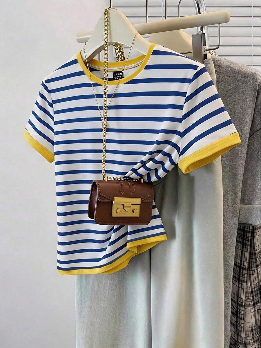SHEIN Frenchy 女士休闲简约圆领撞色航海条纹印花修身短袖T恤，适合春夏、户外、街头、机场、时尚、搭配、婚礼派对等场合 - 彩色 - 查看 1