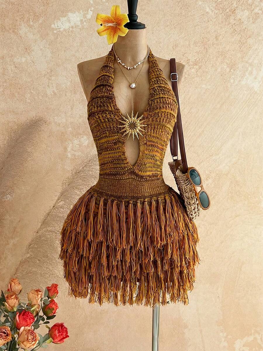 SHEIN WYWH Vestido de suéter ajustado con escote en V, cuello halter y espalda descubierta, estilo bohemio, para vacaciones, otoño/invierno - Multicolor - Ver 1