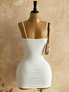Rovax Vintage Elegant White Women's Dress, With A Short Strap Dress, Heavy Pink Patchwork Embroidery And Sequin Decoration, Suitable For Summer, Fashionable Dress, Beautiful Dress, Gift For Siblings, Gift For Sisters, Gift For Mom, Mother's Day Gift, Casual Yet Fashionable Dress - White - View 2