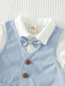 Cozy Pixies Bộ vest lịch lãm 3 món cho bé trai/bé gái: Áo sơ mi trắng tay ngắn, áo vest xanh lá cây và quần short/quần dài. Trang phục thanh lịch cho mùa xuân/hè, phù hợp cho tiệc sinh nhật, lễ rửa tội, sinh nhật lần thứ nhất, lễ kỷ niệm, đám cưới, v.v. - Màu xanh nhạt - Xem 3