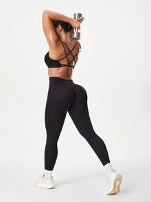 Easithlete Easithlete 2件組女款黑色純色交叉背運動內衣與緊身褲套裝，夏季性感健身房運動服，訓練套裝，無縫瑜伽褲套裝 - 黑色 - 查看 2