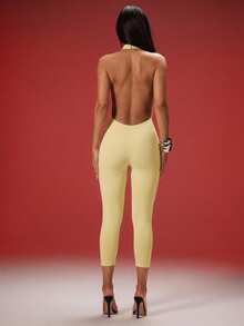 Bộ jumpsuit lửng cổ cao hở lưng thời trang gợi cảm, kiểu dáng ôm sát, ôm chân. - Vàng nhạt - Xem 5