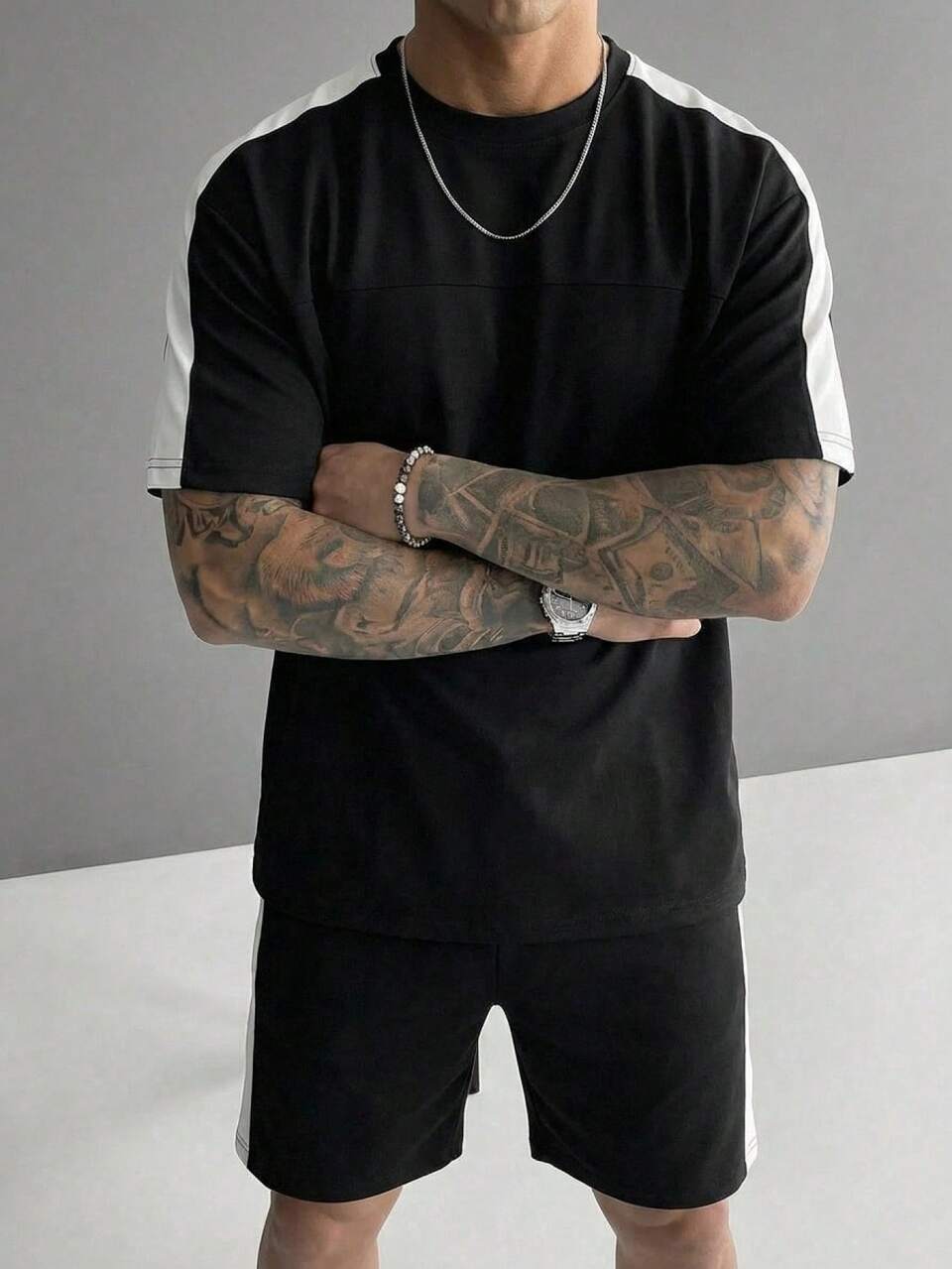 Men's Contrast Color Patchwork Short Sleeve T-Shirt And Shorts Set, Summer