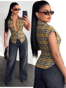 SHEIN x Luisa Sonza SHEIN SXY Áo sơ mi nữ dáng ôm, cài cúc đơn, họa tiết kẻ caro, tay ngắn. - Nhiều màu - Xem 5