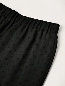 SHEIN LUNE Bộ 2 món dành cho nữ cỡ lớn, gồm áo tank top chấm bi có họa tiết, viền bèo nhún và quần ống rộng thoải mái. - màu đen - Xem 7