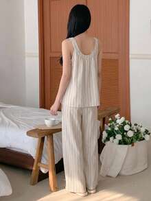 Bộ đồ mặc nhà không tay kẻ sọc tối giản 2 món dành cho nữ, mùa hè. - Màu be - Xem 2