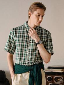 VeloEdit Green Color Men's Casual Plaid Print Short Sleeve Shirt, Woven,Collar Multicolor, Suitable For Daily, Workplace And Commuting In Summer Old Money, With Button & Button Front, Father's Day Gift For Father & Boyfriend, Outfits For Men - Multicolor - View 1