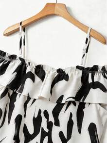 GlowEve CURVE Elegant Ruffled Off-Shoulder Blouse For Plus Size Women - Black and White - View 5