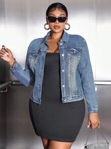 SHEIN SXY Plus Size Casual Everyday Washed Front Button Flap Pocket Denim Jacket - Light Wash - View 5