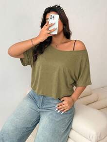 Solflare 大码女式夏季休闲度假日常通勤纯色不对称领蝙蝠袖宽松半透明T恤 - 軍綠色 - 查看 7
