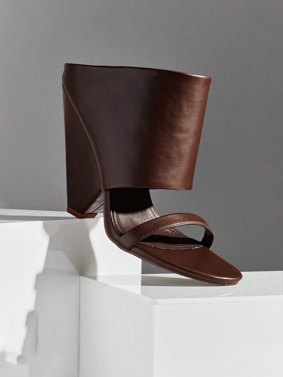 SHUZIA 精美女士巧克力色翻边高跟凉鞋，圆头设计，春夏时尚假日鞋履 - 巧克力棕 - 查看 1