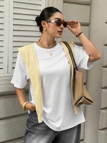 Dazy Plus Plus Size Women White Loose Fit T-Shirt With Back Print Decoration, Spring/Summer - White - View 2