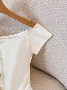 Everyssa 白色罗纹露肩仿门襟纽扣优雅女式上衣 - 白色 - 查看 3