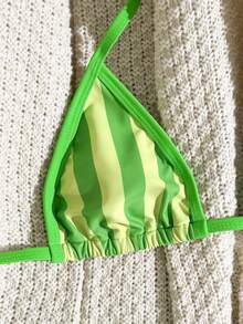 Swim Vcay Bộ bikini tam giác kẻ sọc in họa tiết ngẫu nhiên dành cho nữ, mẫu mới Xuân/Hè 2026, gồm quần bikini và áo tắm casual đi biển. - Nhiều màu - Xem 3