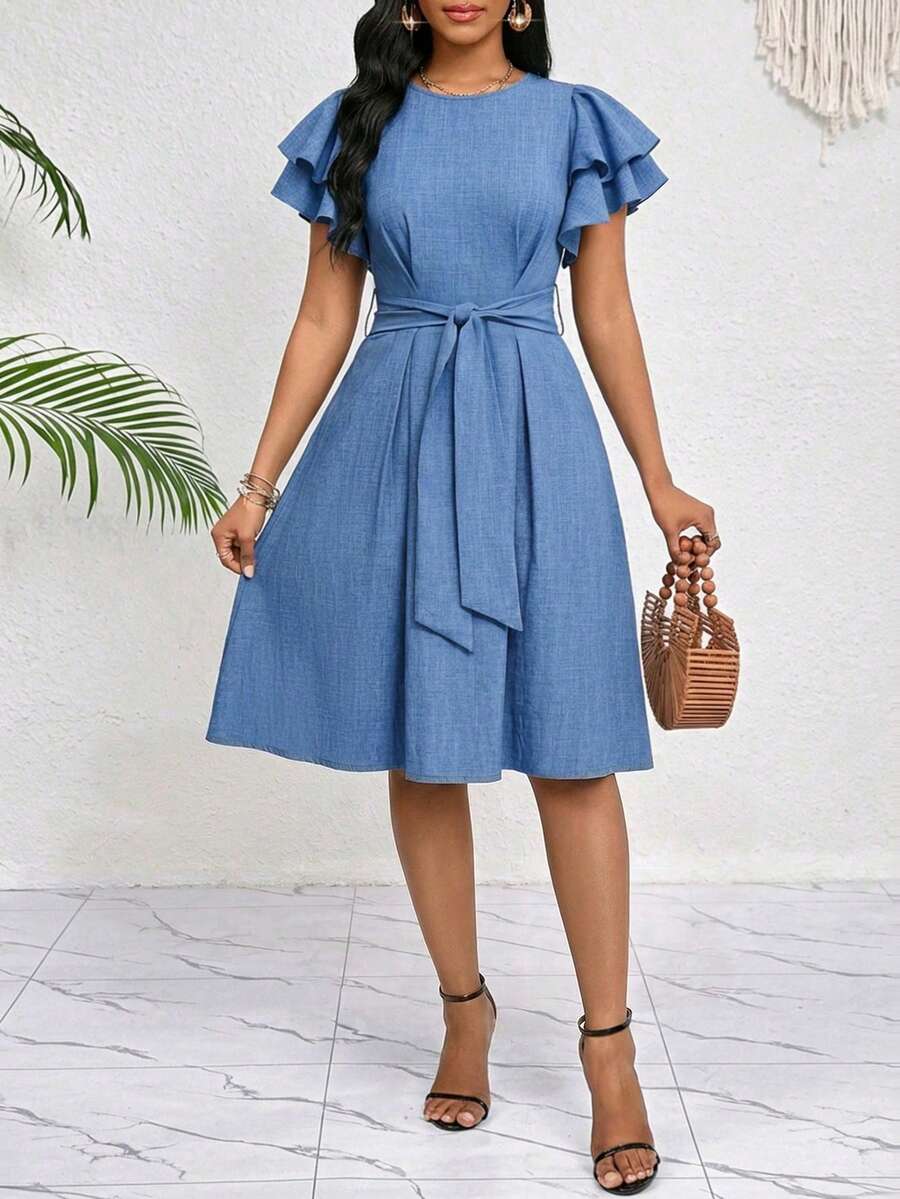 SHEIN Lady 大码休闲纯色荷叶边腰带连衣裙 - 藍色 - 查看 1