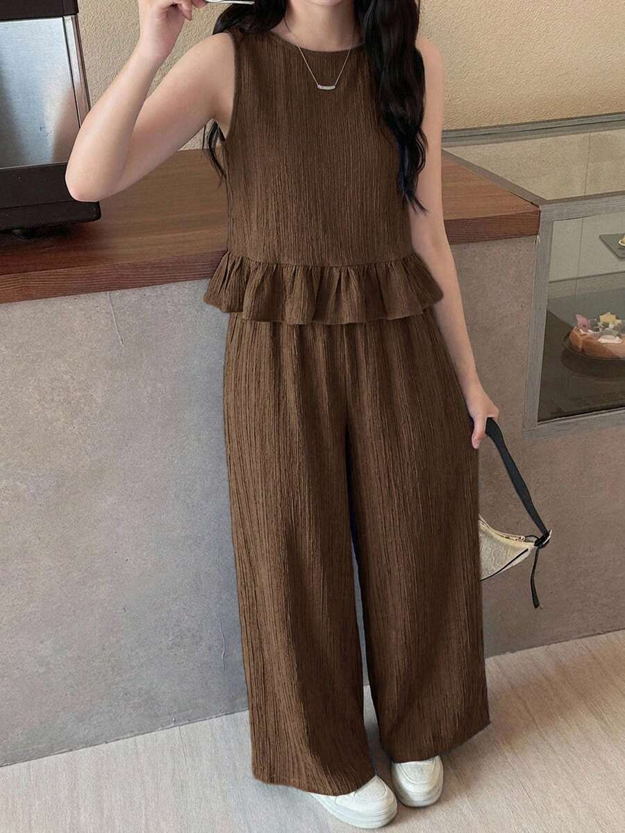 SHEIN 少女春夏度假休闲时尚编织纹理蓝色无袖上衣搭配直筒裤套装,适合度假、派对、优雅场合、返校季、春季野餐、日常穿着。 - 棕色 - 查看 1