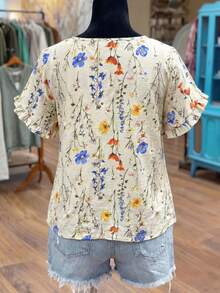 SHEIN LUNE CURVE Plus Size Women Summer New Arrival Colorful Print Casual Commute Vacation Style Frill Trim Short Sleeve Fashion Stylish Loose Flattering Regular Blouse - Multicolor - View 2