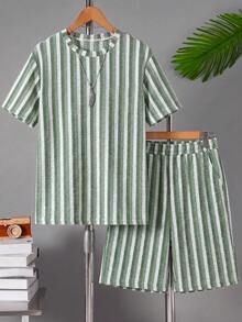SHEIN 2件套青少年男童夏季撞色字母拼接圆领短袖T恤和户外休闲时尚3D字母运动短裤 - 綠色 - 查看 5