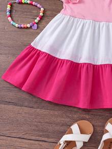 Emery Rose Kids Đầm dệt kim ôm sát, cổ tròn, viền bèo nhún, phối màu tương phản cho bé gái. - Màu Hồng baby - Xem 3