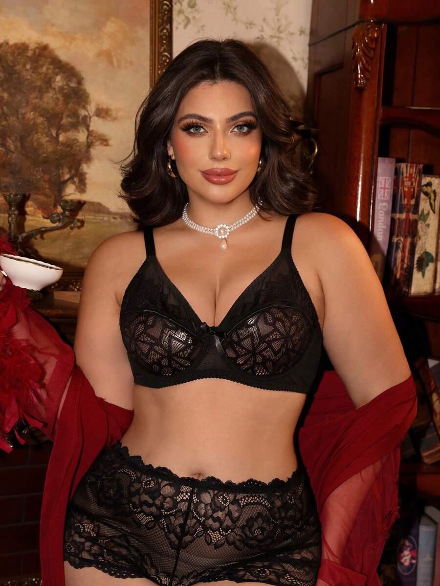 Divavoom Plus Size Lace Contrast Mesh Underwire Sexy Bra - Black - View 1