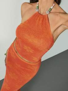 SHEIN Tall Conjunto de 2 Peças para Mulheres, Top Cami Laranja com Decote Halter, Costas Abertas, Contas e Estampa Floral em Tricô + Saia Longa Extra com Estampa, para Férias de Verão na Praia, Outono/Inverno, para Mulheres Altas - Laranja - Visão 3
